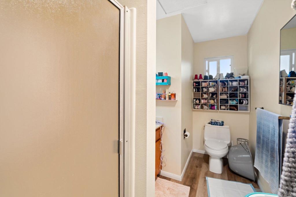 1565 Chestnut Avenue