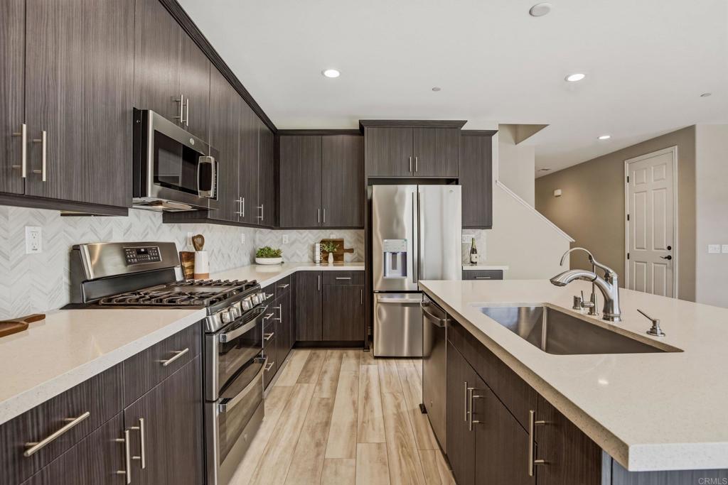 27933 Autumn Court