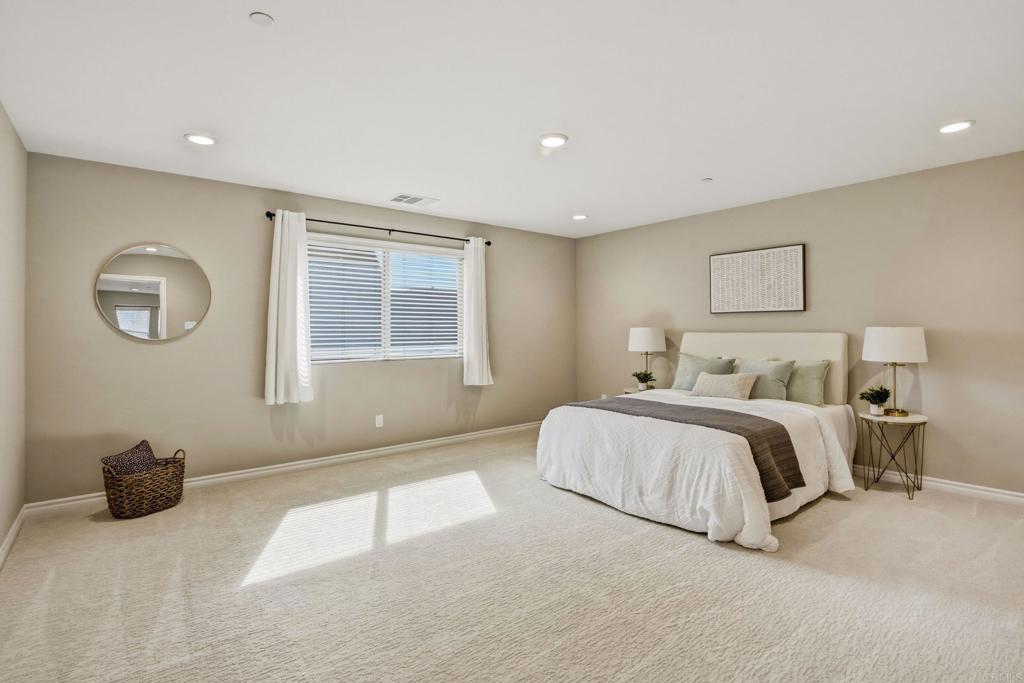 27933 Autumn Court