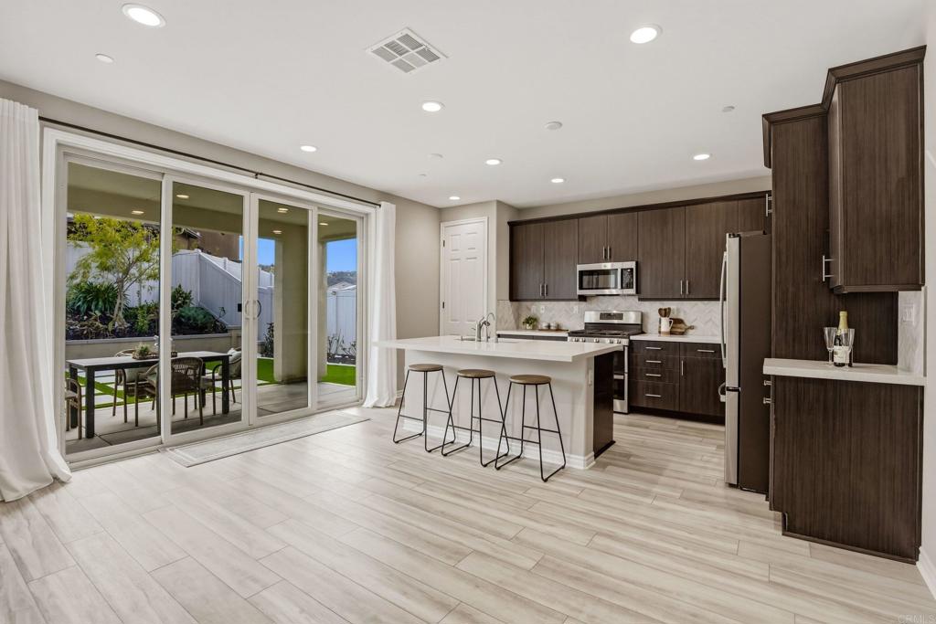 27933 Autumn Court