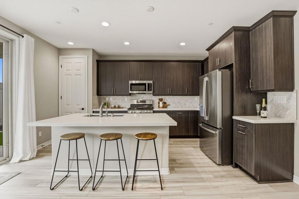 27933 Autumn Court