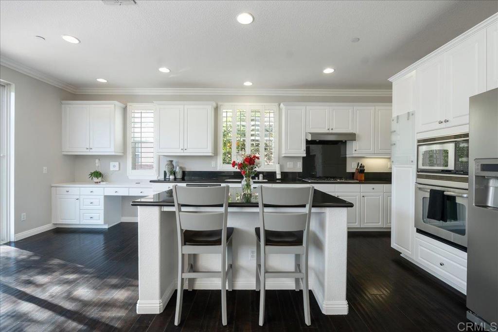 3910 Lake Circle Drive