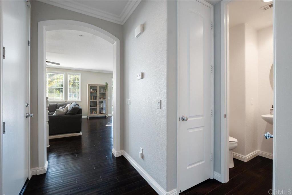 3910 Lake Circle Drive