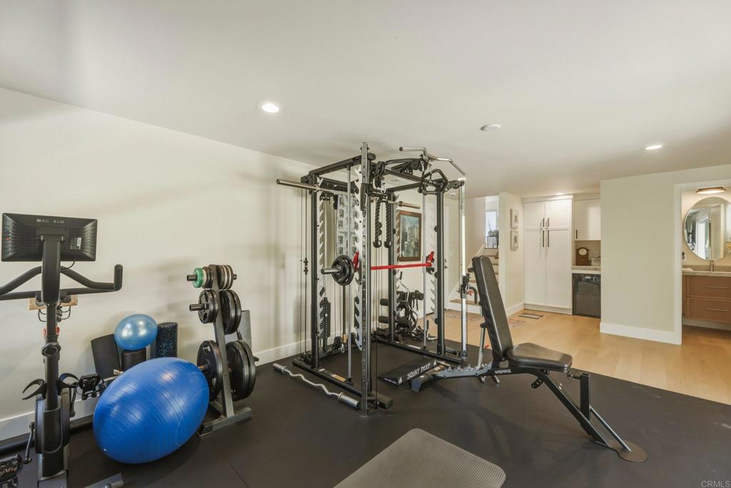 2140 Janis Way