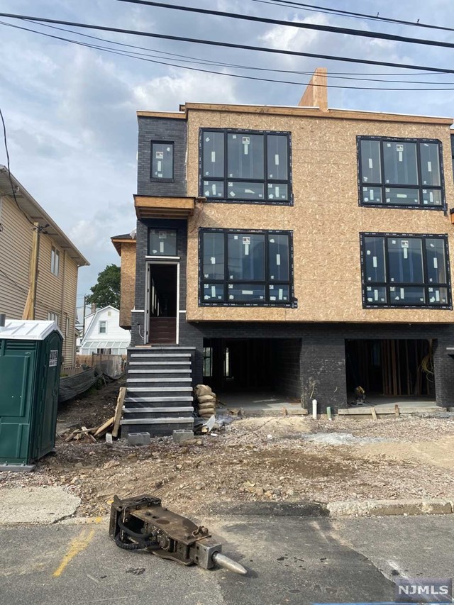 237 Wayne Avenue