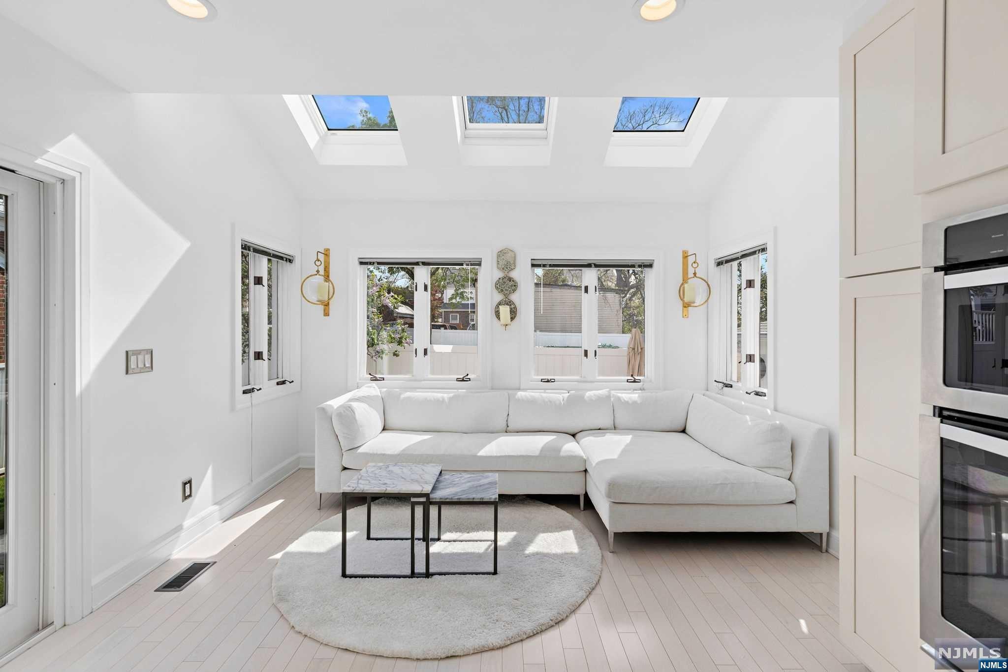 561 Monroe Place
