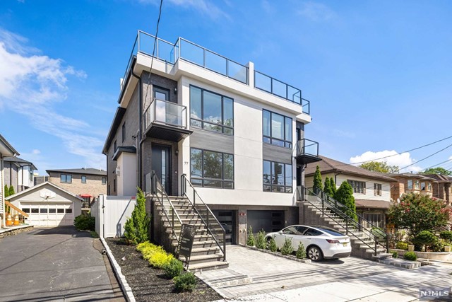 77 Crescent Avenue