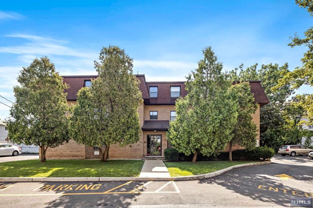 221 Reynolds Lane 3C