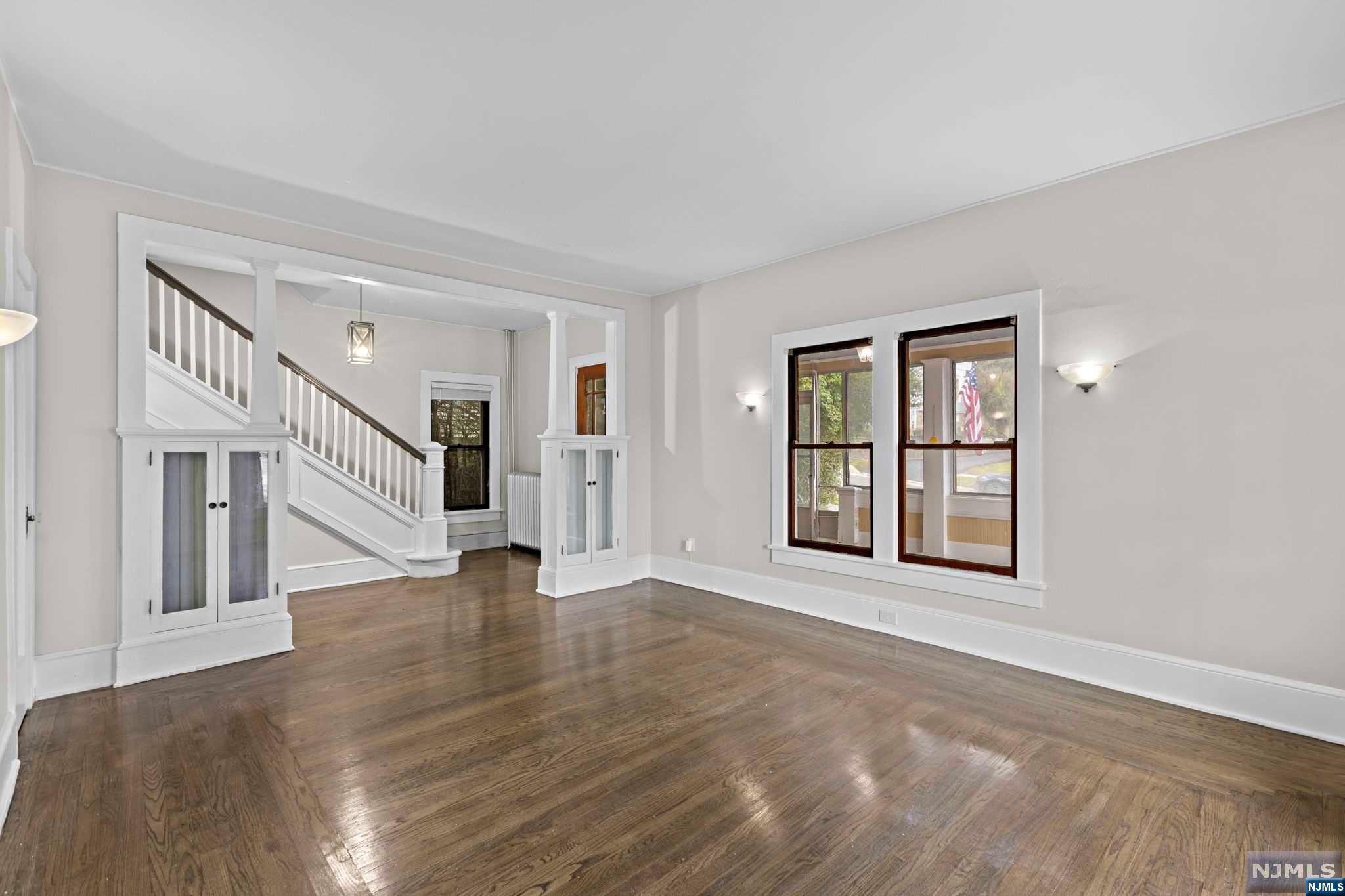 3 Foster Street
