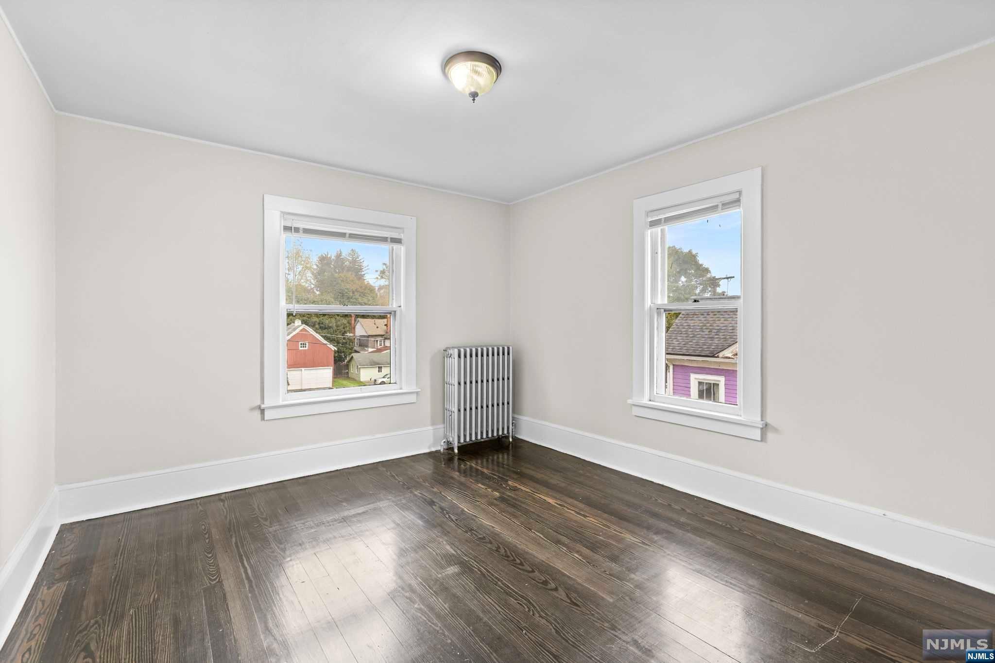 3 Foster Street