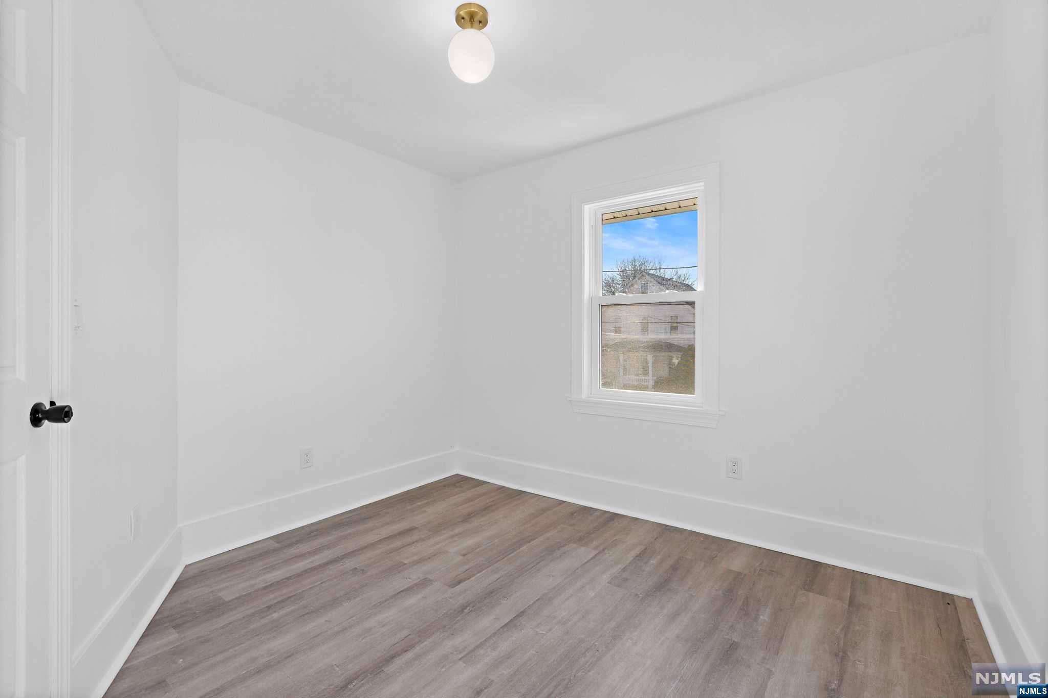 248 Lexington Avenue