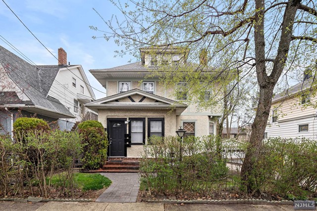 1072 Abbott Boulevard 3