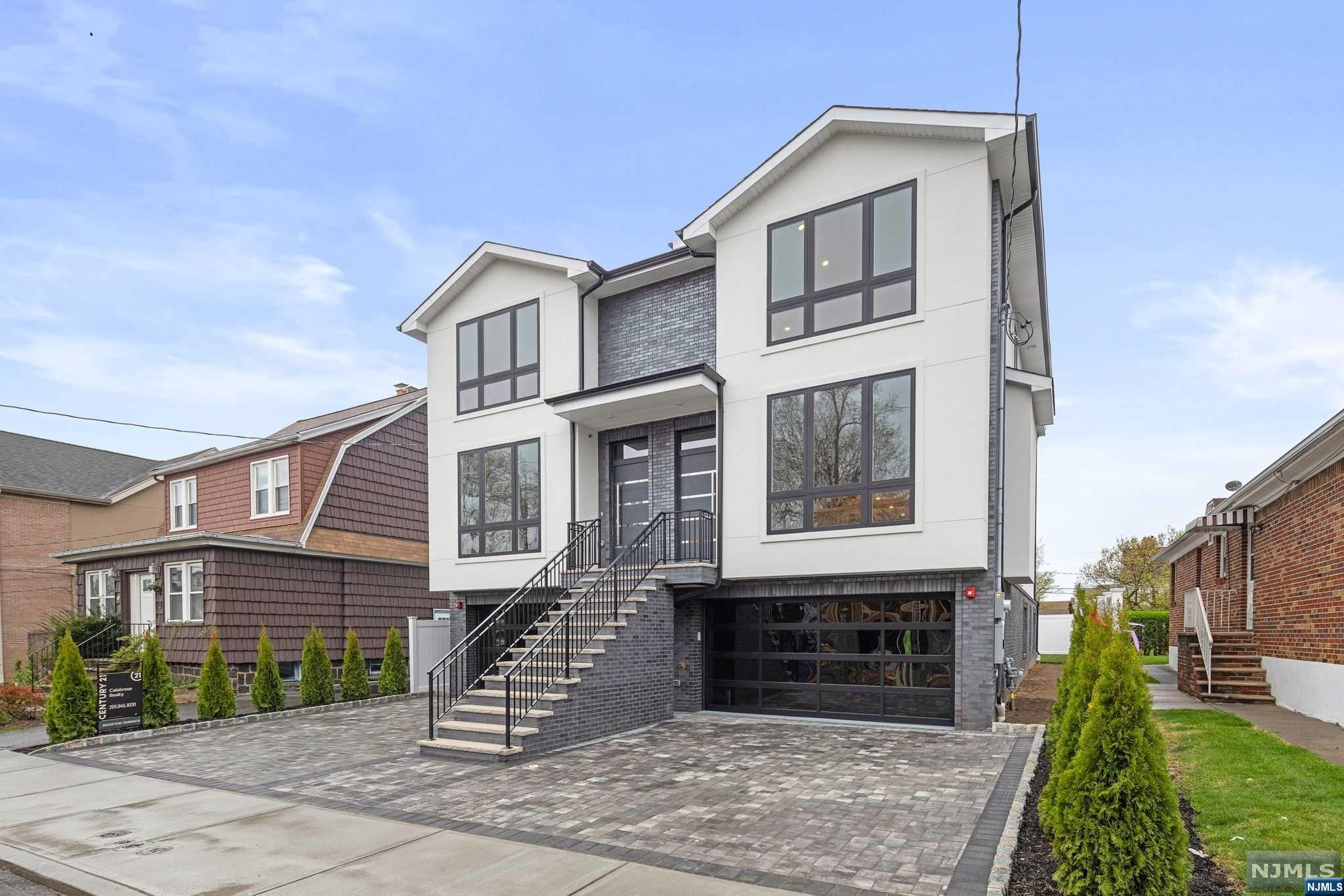 94 Crescent Avenue