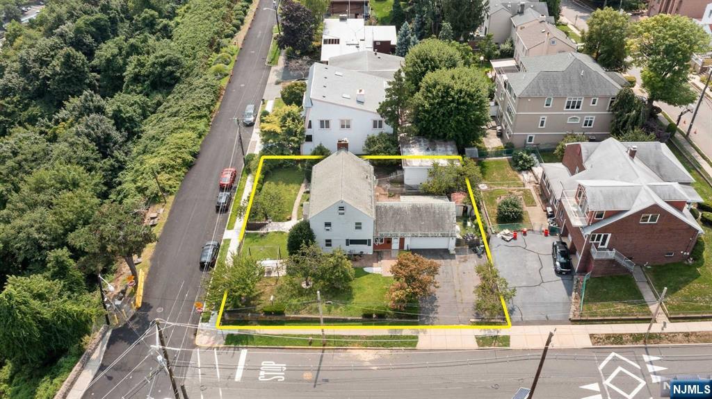 7 Cecelia Avenue