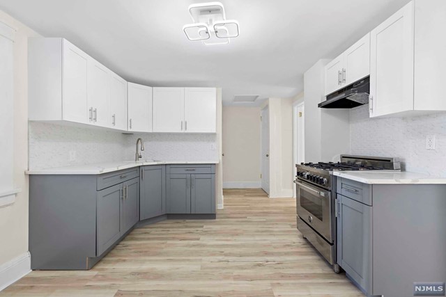 259 8th Street