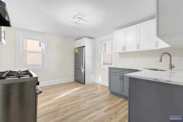 259 8th Street