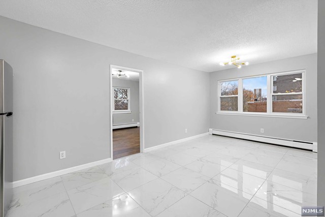 384 Palisade Avenue 3
