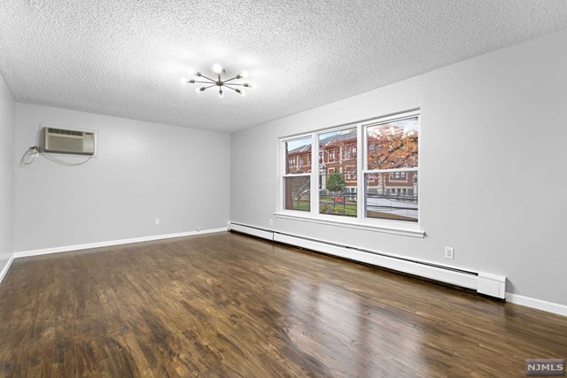 384 Palisade Avenue 3