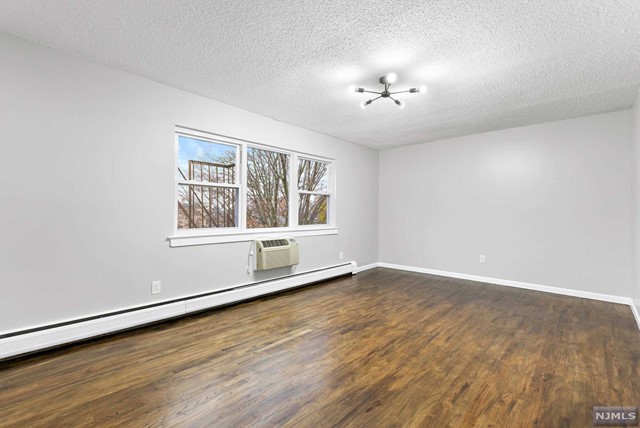 384 Palisade Avenue 3