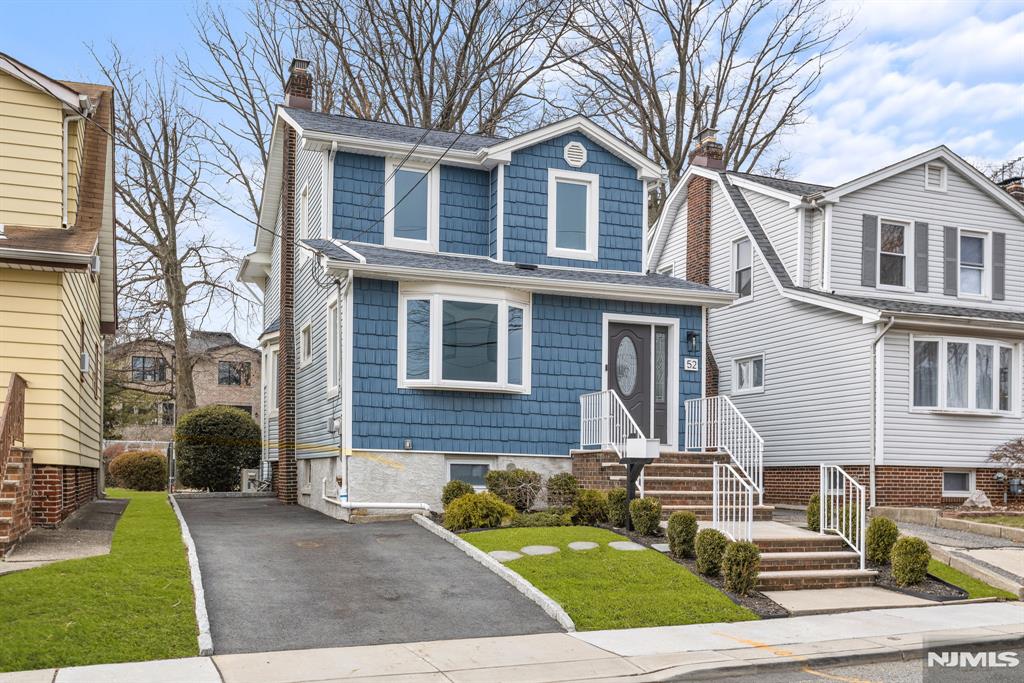 52 Oakdene Avenue