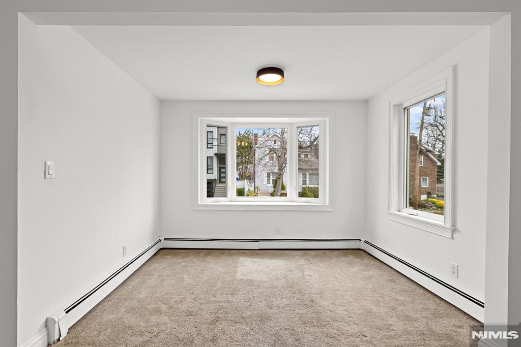 52 Oakdene Avenue