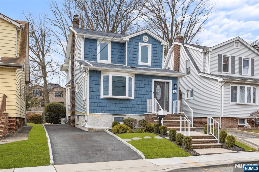 52 Oakdene Avenue