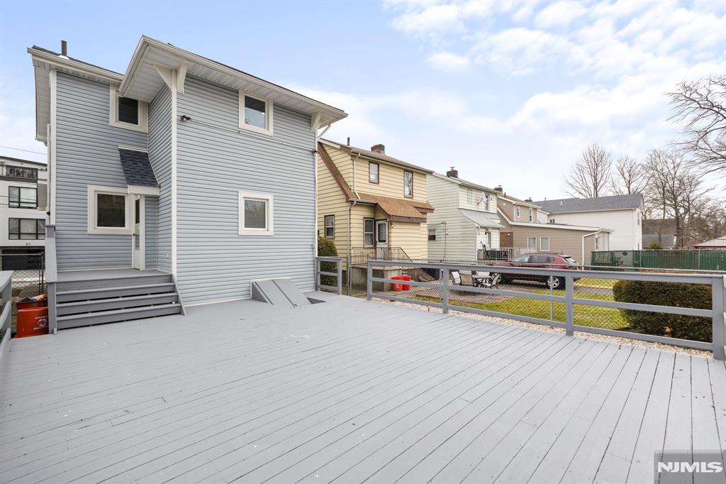 52 Oakdene Avenue