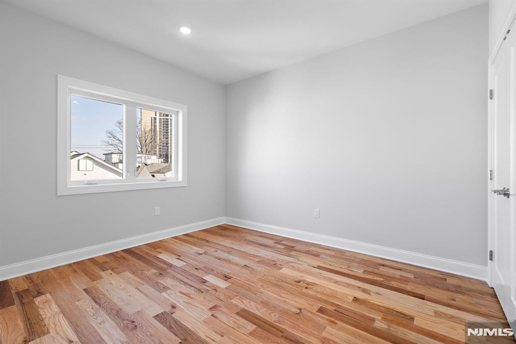 227 Wayne Avenue A