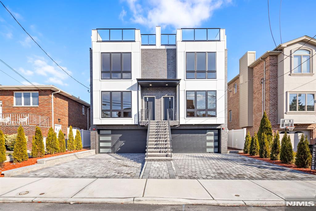 227 Wayne Avenue A