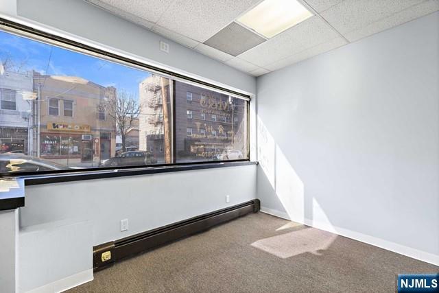 558 Anderson Avenue Retail