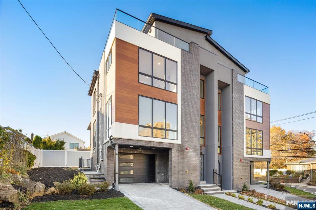 396 Lafayette Avenue A