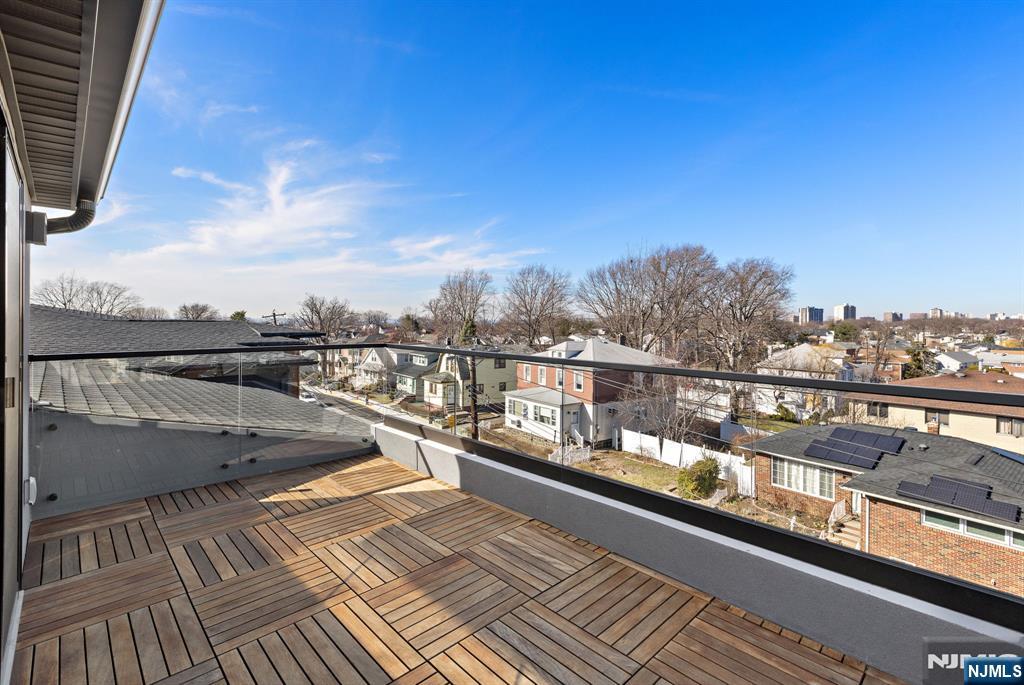 396 Lafayette Avenue B