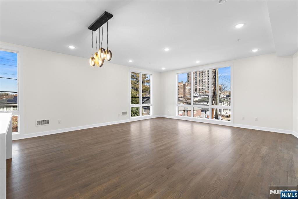 396 Lafayette Avenue B