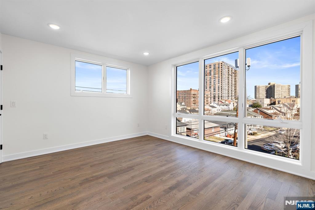 396 Lafayette Avenue B