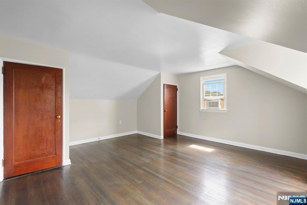40 Overlook Avenue