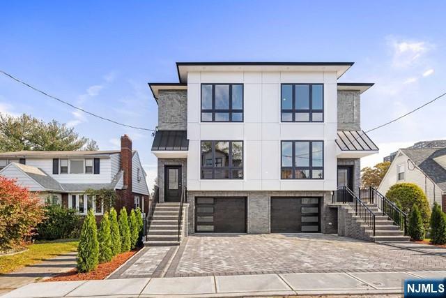 794 Harvard Place
