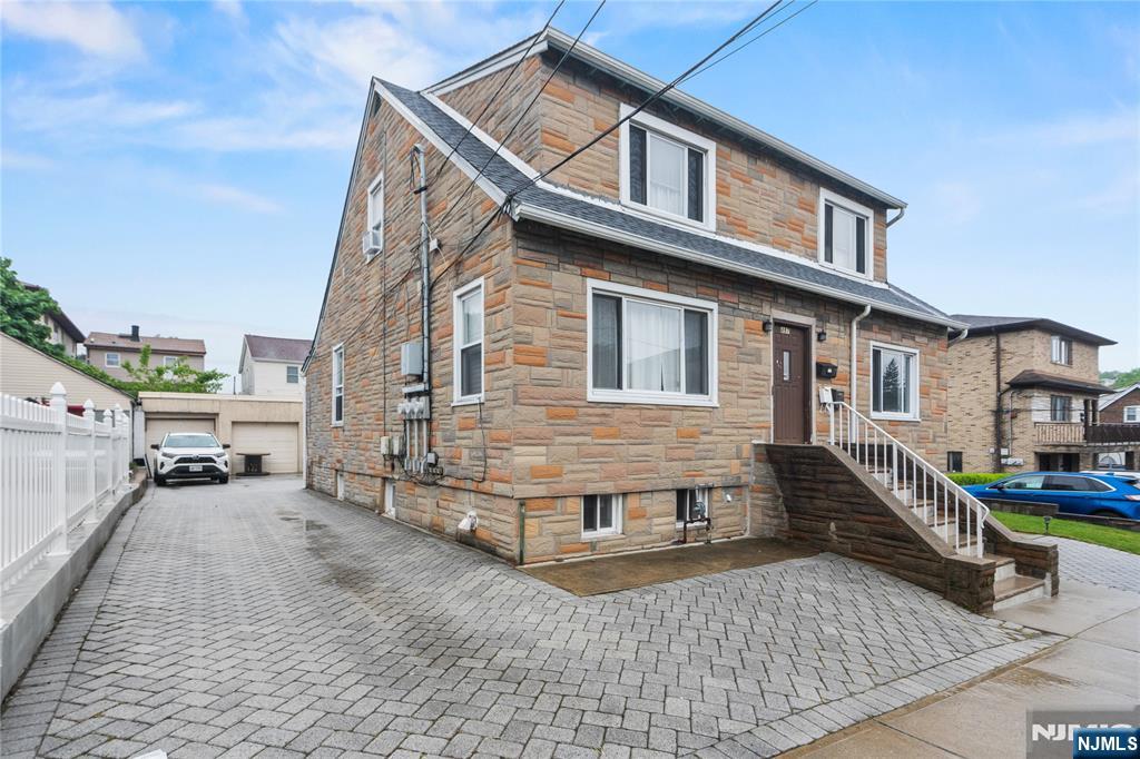 487 Morningside Avenue 1