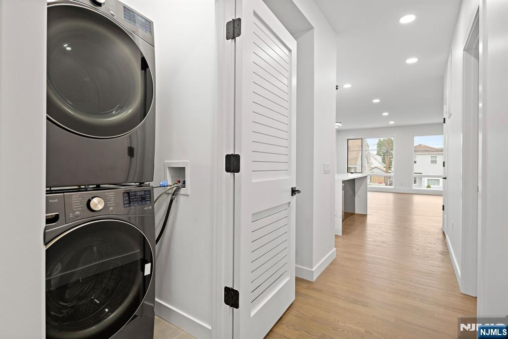 476 Lincoln Avenue 1