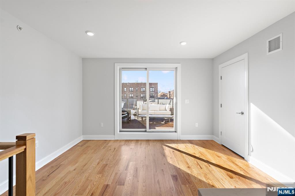 227 Wayne Avenue 227A