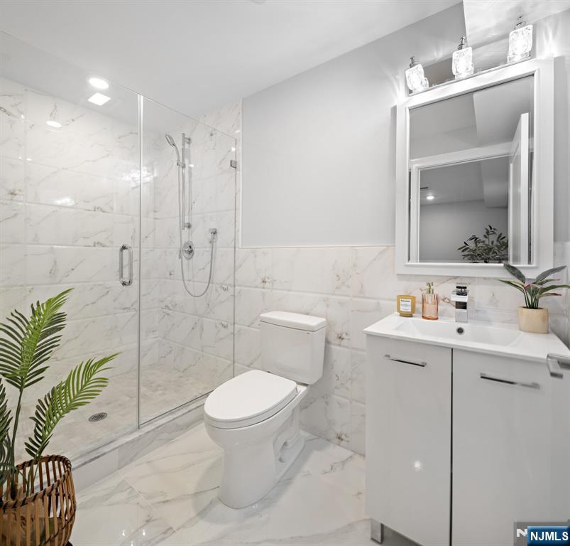 227 Wayne Avenue 227A