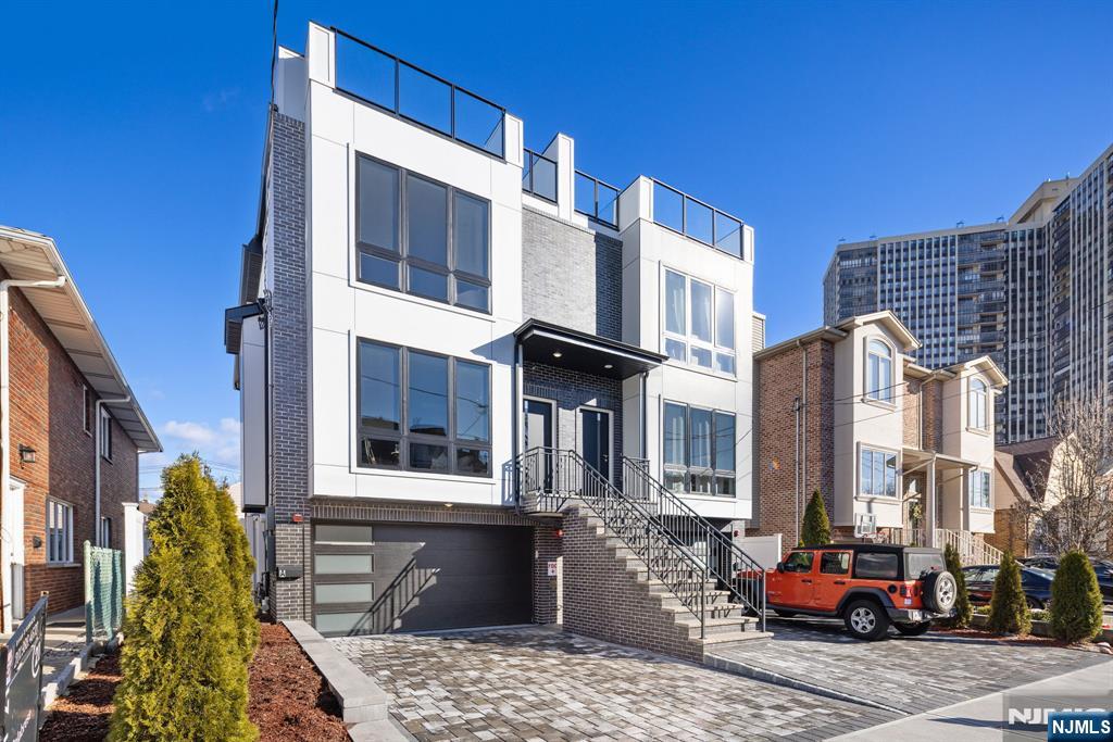 227 Wayne Avenue 227A