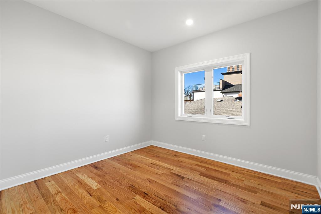 227 Wayne Avenue 227A