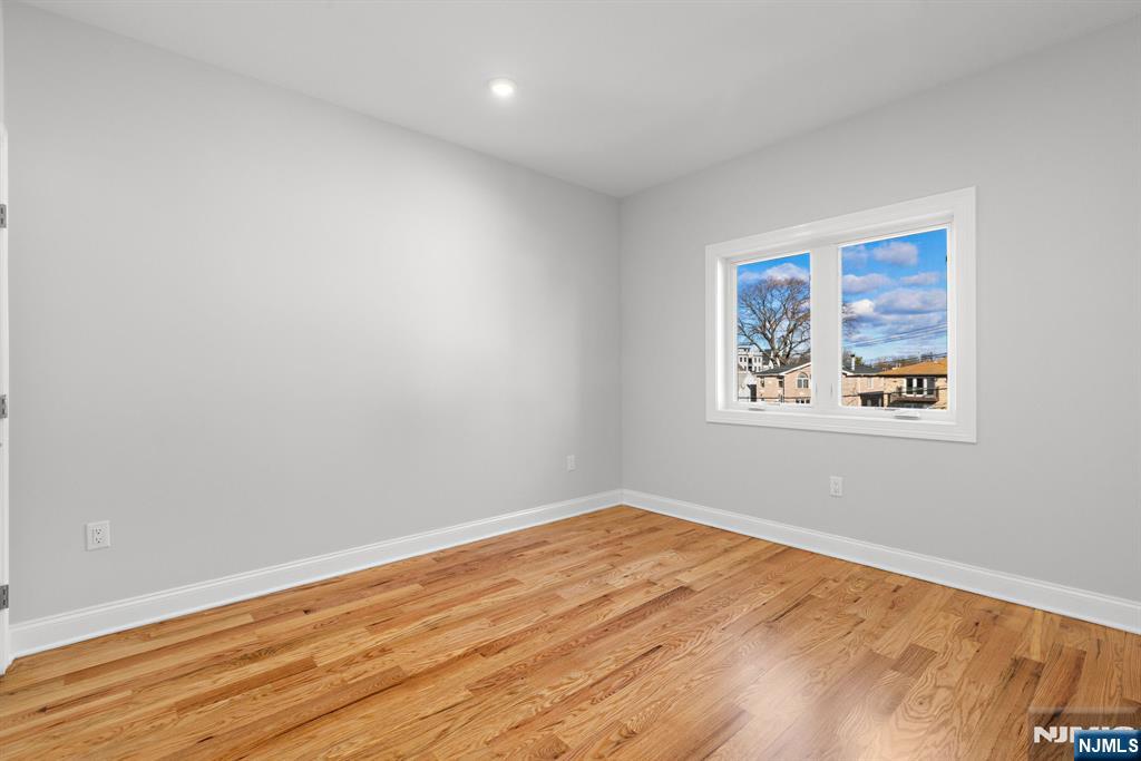 227 Wayne Avenue 227A