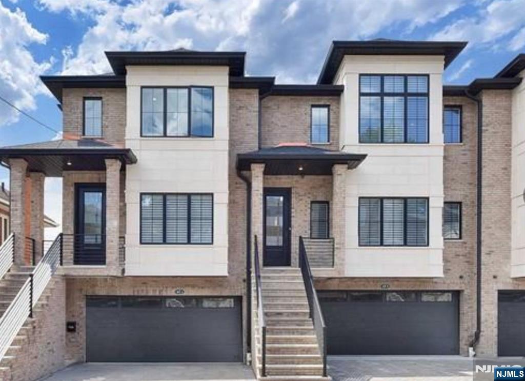 269 9th Street B