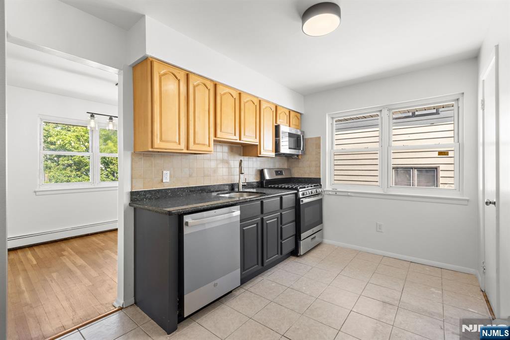 54 Columbia Avenue