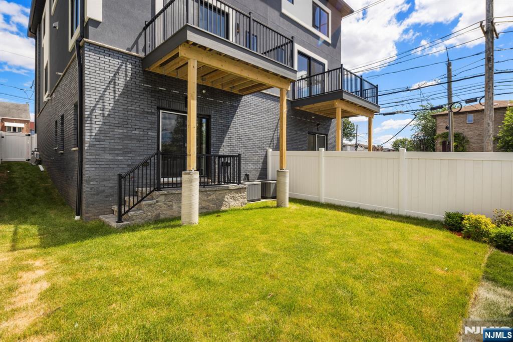 501 Saint Pauls Avenue