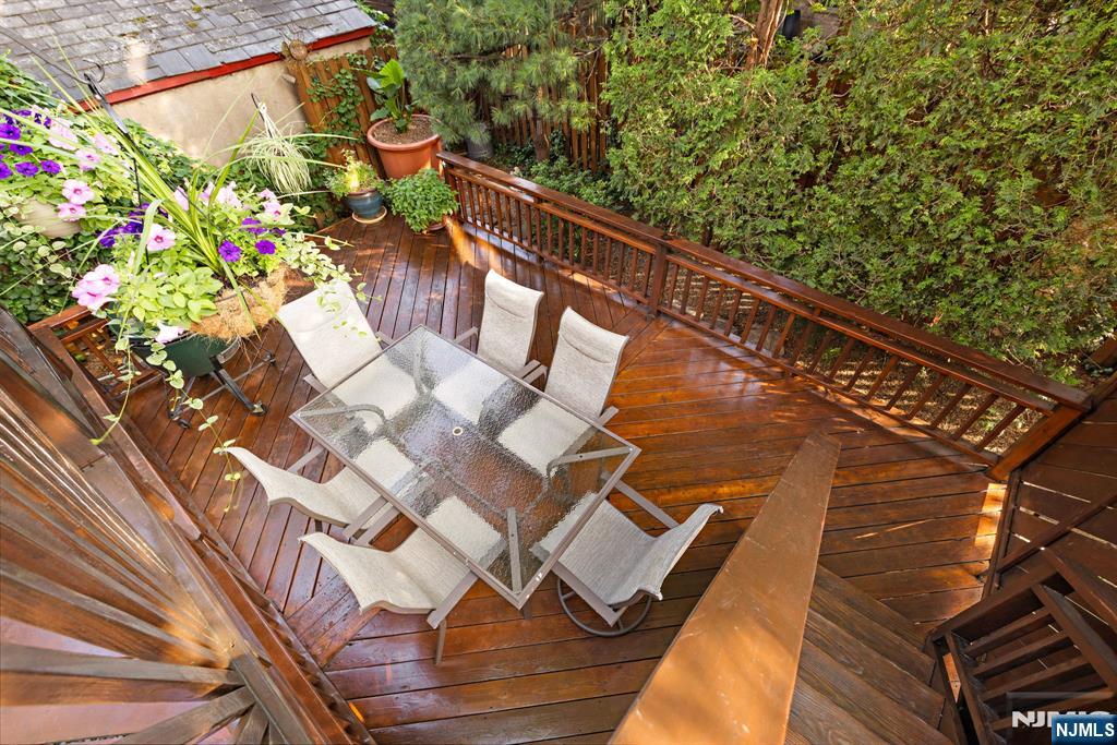 228 Lafayette Avenue