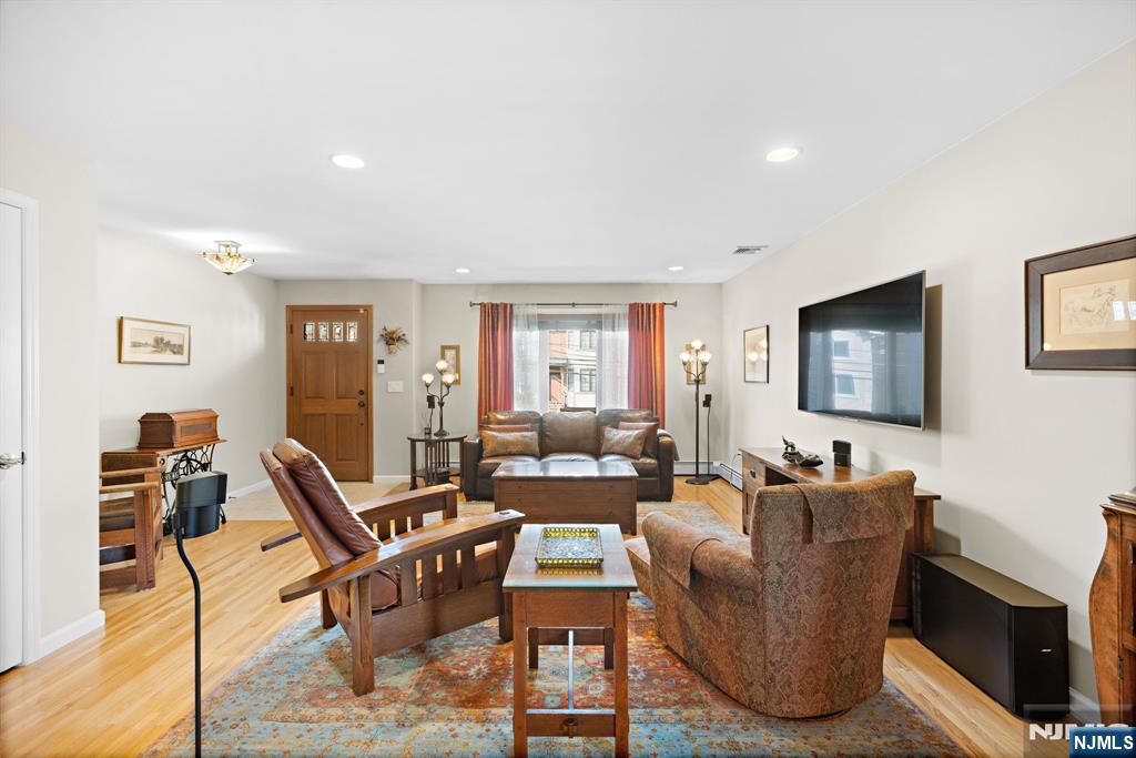 228 Lafayette Avenue