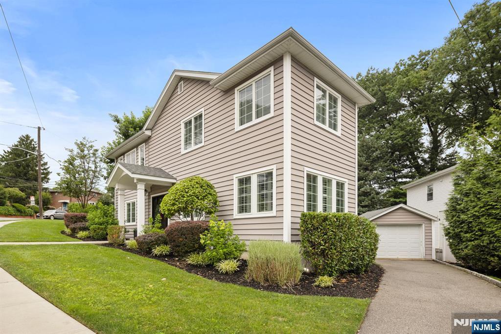 70 Cecelia Avenue