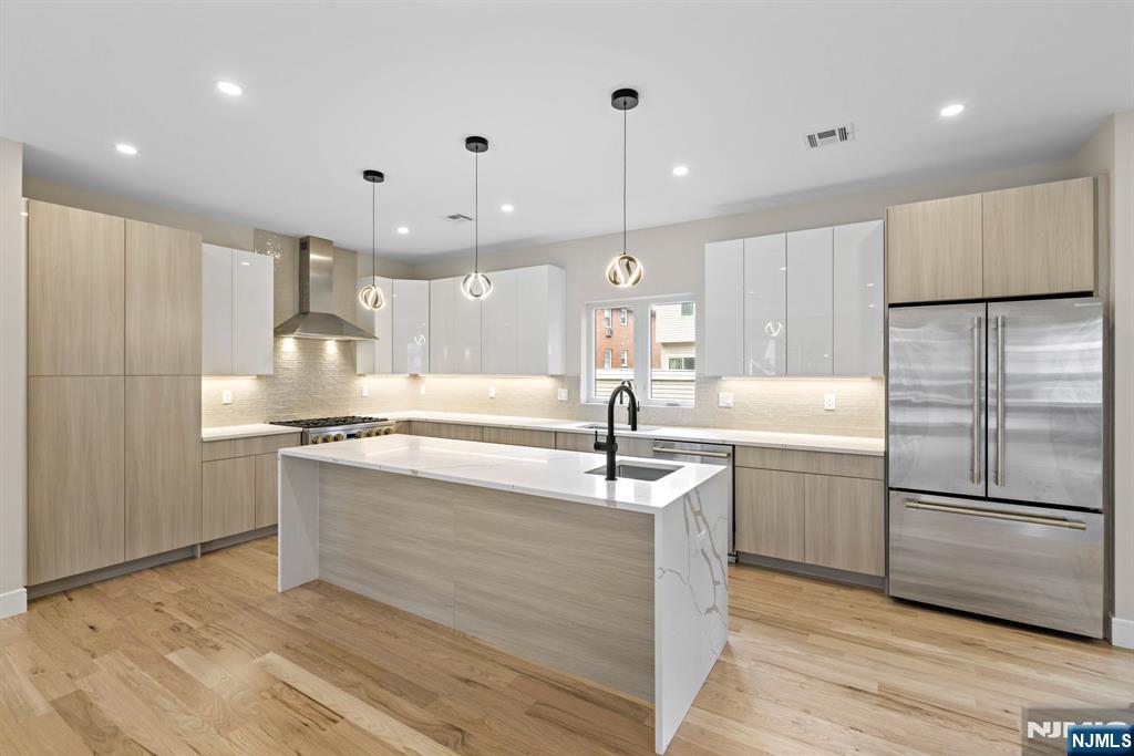 264 Beverly Hills Road